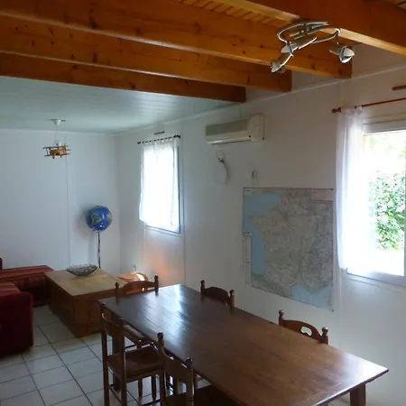 Camping Résidence Les Chênes