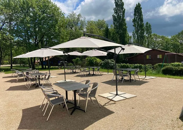 Camping Résidence Les Chênes Parisot (Tarn-et-Garonne)