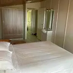 مكان تخييم Les Chenes Parisot (Tarn-et-Garonne)