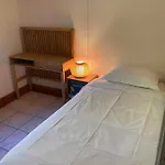 Les Chenes مكان تخييم